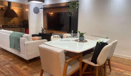 Sobrado em condomínio fechado na Vila Suissa, impecável, área gourmet toda planejada, 3 quartos,1 suíte com closet, por R$: 750 mil. Mogi das Cruzes.