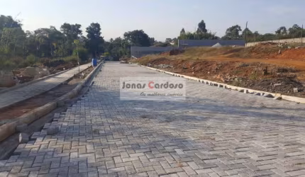 Área a venda com 36.000 m² há 1 KM do Shopping de Suzano, com documentação ok, por R$: 25.000.000. Ideal para construção de condomínio!