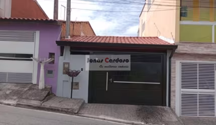 Casa térrea a venda no Alvorada, 2 quartos, 2 vagas coberta, cozinha americana com móveis planejados, forno. Por R$: 385 mil. Mogi das Cruzes.