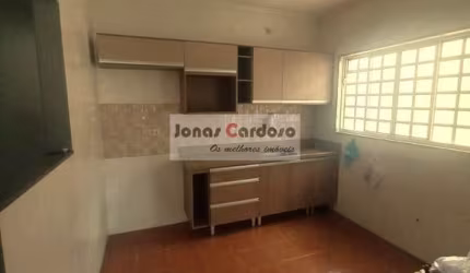 Sobrado na Vila da Prata: 2 quartos, área gourmet, vaga coberta! Aproveite essa oportunidade em Mogi das Cruzes-SP! R$: 500 mil.