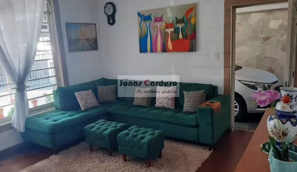 Casa à venda na Vila Oliveira, Mogi das Cruzes. Com 3 quartos, 1 suíte, 3 vagas de garagem, em excelente localização. Não perca!