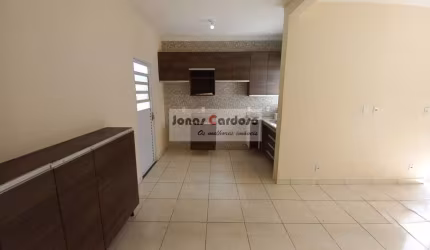 Excelente oportunidade! Casa à venda em Mogi Moderno, Mogi das Cruzes-SP: 2 quartos, 1 sala, 3 vagas de garagem, 65,00 m² de área. Por R$: 380 mil.