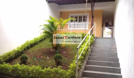 Imperdível! Casa térrea na Vila da Prata: 3 quartos, 1 suíte, 1 sala ampla, cozinha planejada, 250m². Por apenas R$: 410 mil e aceita financiamento