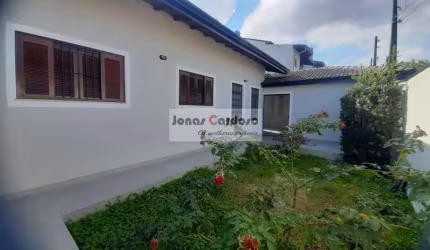 Imperdível Casa térrea à Venda em Mogi das Cruzes-SP, 4 Quartos, 1 Suíte, 2 Salas, 3 Banheiros, 4 Vagas, 220m² no Jardim Nathalie! Por R$: 850 mil.