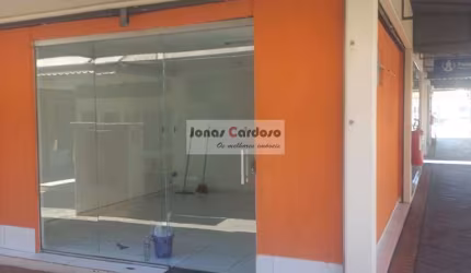 Sala Comercial no Mogi Plaza na Vila Mogilar em Mogi das Cruzes-SP: 1 Sala de 16m² Disponível para Locação