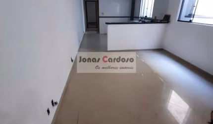 Alugue agora esta incrível casa com 2 quartos e 2 vagas coberta, cozinha ampla conceito aberto, região de Brás Cubas em Mogi das Cruzes!