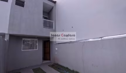 Imperdível! Casa para alugar no Jardim Nathalie, 2 quartos, 2 suítes, 2 salas, 3 banheiros, 2 vagas, 70m².