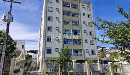 Excelente apartamento com sacada com churrasqueira e 2 vagas garagem