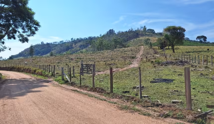vendo lindo sítio de 316.000 m2
