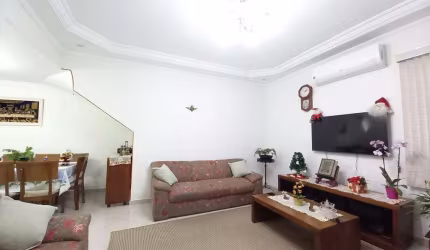 'Sobreposta Térrea, 03 suítes, 02 vagas de garagem, Estuário, Santos'