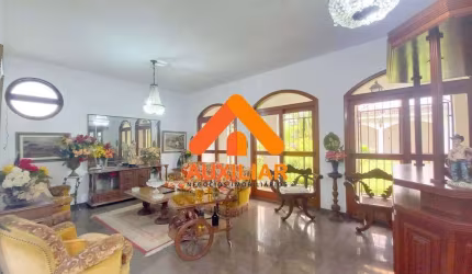 Casa à venda, 5 quartos, 2 suítes, 4 vagas, Ponta da Praia - Santos/SP