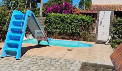 Casa com 3 quartos à venda em Bacaxá, Saquarema  por R$ 235.000