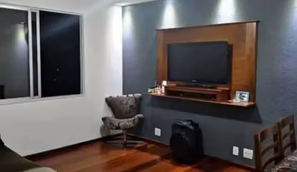 Apartamento com 2 quartos à venda na Rua Oswaldo Lussac, Taquara, Rio de Janeiro por R$ 150.000
