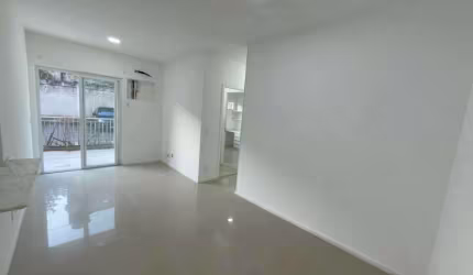 Apartamento com 2 quartos à venda na Estrada dos Bandeirantes, Camorim, Rio de Janeiro, 68 m2 por R$ 379.000