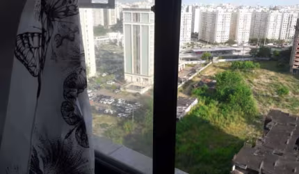Apartamento com 3 quartos à venda na Estrada Santa Maura, Jacarepaguá, Rio de Janeiro por R$ 250.000