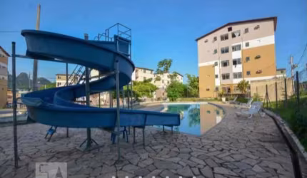 Apartamento com 3 quartos à venda na Estrada dos Bandeirantes, Curicica, Rio de Janeiro por R$ 200.000