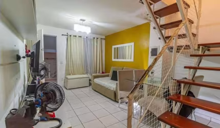 Casa em condomínio fechado com 2 quartos à venda na Rua Engenheiro Waldyr Amorim, Curicica, Rio de Janeiro, 70 m2 por R$ 250.000