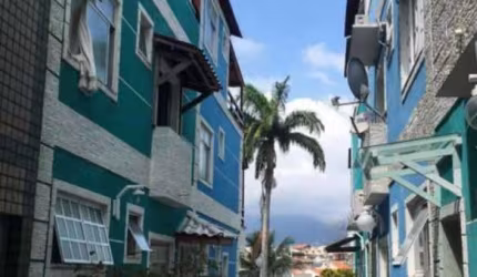 Casa em condomínio fechado com 3 quartos à venda na Rua Heráclito, Curicica, Rio de Janeiro, 200 m2 por R$ 500.000