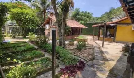 Casa em condomínio fechado com 3 quartos à venda na Rua Bela Floresta, Vargem Pequena, Rio de Janeiro, 540 m2 por R$ 780.000