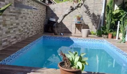 Casa em condomínio fechado com 4 quartos à venda na Rua Paulo José Mahfud, Vargem Pequena, Rio de Janeiro, 220 m2 por R$ 550.000