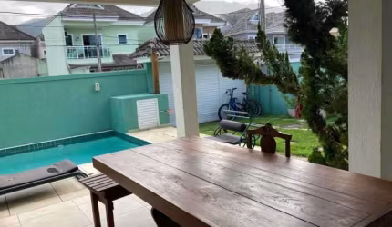 Casa em condomínio fechado com 4 quartos à venda na Rua Salomão Malina, Vargem Pequena, Rio de Janeiro, 180 m2 por R$ 969.900
