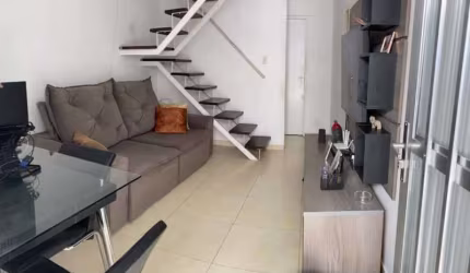 Casa em condomínio fechado com 2 quartos à venda na Rua Célio Fernandes dos Santos Silva, Vargem Pequena, Rio de Janeiro por R$ 185.000