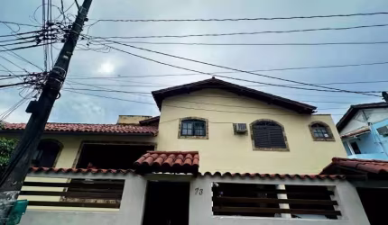 Casa com 3 quartos à venda na Rua Ana Teles, Campinho, Rio de Janeiro, 200 m2 por R$ 290.000