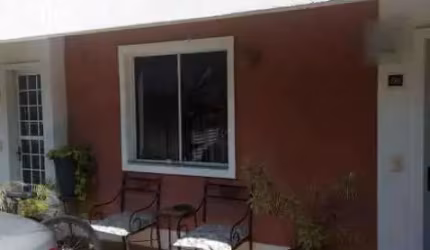 Casa em condomínio fechado com 3 quartos à venda na Rua Dumontina, Vargem Pequena, Rio de Janeiro, 83 m2 por R$ 450.000