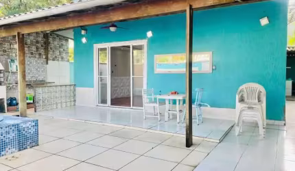Casa em condomínio fechado com 4 quartos à venda na Estrada dos Bandeirantes, Vargem Grande, Rio de Janeiro, 140 m2 por R$ 480.000