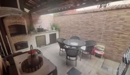 Casa em condomínio fechado com 3 quartos à venda na Estrada dos Bandeirantes, Vargem Pequena, Rio de Janeiro, 85 m2 por R$ 430.000
