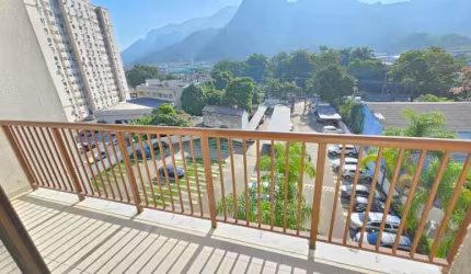 Apartamento com 3 quartos à venda na Estrada dos Bandeirantes, Camorim, Rio de Janeiro, 85 m2 por R$ 410.000