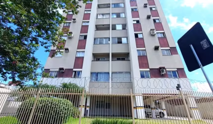 Apartamento com 3 quartos à venda no bairro Bom Retiro em Joinville - SC por R$ 310.000,00.