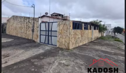Casa disponível para venda no Bairro Sobradinho em Feira de Santana!