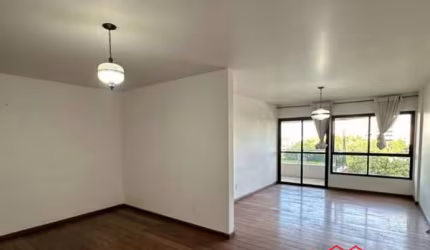 Apartamento à venda no Centro de Feira de Santana-BA: 3 quartos, 1 sala, 2 banheiros, 1 vaga de garagem, 100 m² de área.