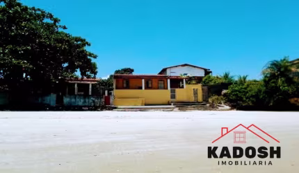 Casa à venda em Saubara-BA, Centro: 3 quartos, 1 sala, 2 banheiros, 3 vagas de garagem, 200,00 m² de área.