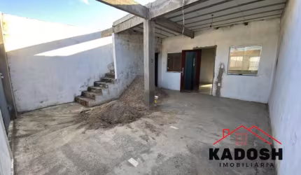 Casa a venda localizado no Bairro Parque Ipê, em Feira de Santana.