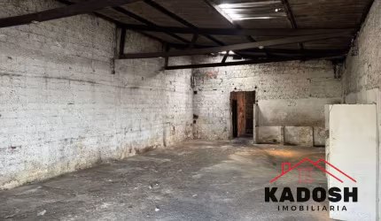 Galpão Comercial para Locação em Feira de Santana-BA, Bairro Parque Getúlio Vargas: 1 Sala, 1 Banheiro, 300m² de Área