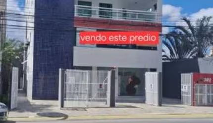 Magnífico prédio localizado no Bairro Capuchinhos, área nobre de Feira de Santana, agora disponível para venda.
