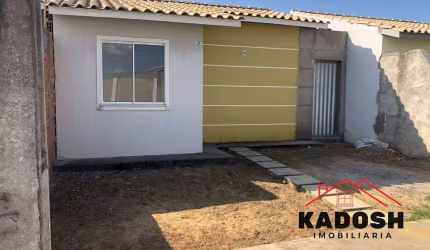 Casa disponível para venda no condomínio Reserva Ibirapuera, localizado no bairro Sim em Feira de Santana.