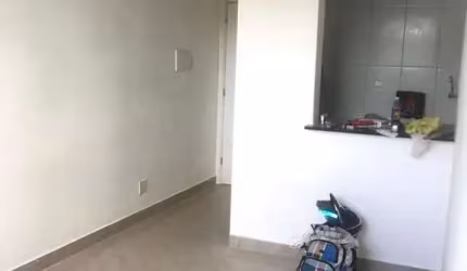 Apartamento Fonte dos Pássaros térreo com área excedente para venda  2 quartos, 1 sala, 1 banheiro, 1 vaga de garagem!