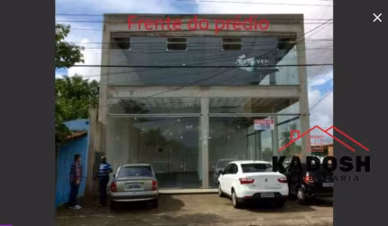 Excelente oportunidade: Ponto comercial à venda no bairro São João em Feira de Santana-BA, com 3 salas, 4 banheiros e 300,00 m² de área!