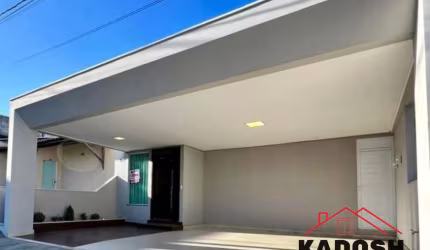 Casa em Condomínio de Luxo em Santo Antônio dos Prazeres, Feira de Santana-BA: 2 quartos, 1 suíte, 1 sala, 1 vaga de garagem, 200m² de área.