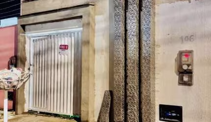 Casa Solta para Venda, localizada no Bairro SIM / Excelente Localização, em Feira de Santana