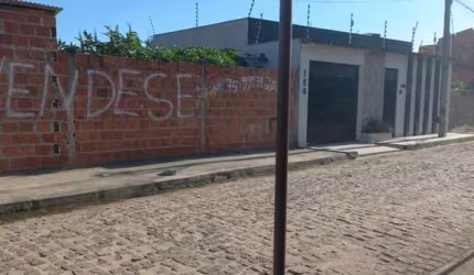 Terreno à venda em Feira de Santana-BA, bairro Papagaio, com 370m² de área!