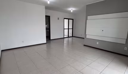 Aluguel de Apartamento de Luxo no Bairro Ponto Central em Feira de Santana-BA: 4 Quartos, 1 Sala, 2 Banheiros, 1 Vaga de Garagem, 150m²!