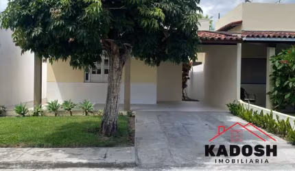 Casa em Condomínio para Locação com 3 Quartos e 200m² no Bairro Tomba, Feira de Santana-BA