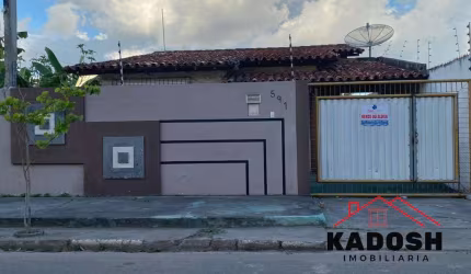 Casa disponível para Locação localizada no Bairro Santa Monica em Feira de Santana