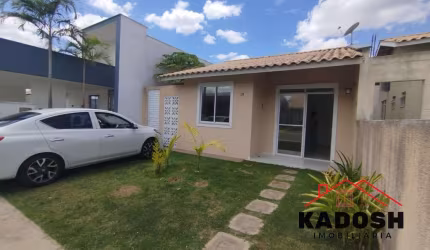 Casa em Condomínio para Locação em Feira de Santana-BA: 2 Quartos, 1 Suíte, 1 Sala, 2 Banheiros, 2 Vagas, 120m² no Bairro Registro!