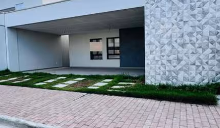 Imperdível casa em condomínio à venda em Feira de Santana-BA, bairro Sim! 3 quartos, 1 suíte, 1 sala, 2 banheiros, 3 vagas, 150m².