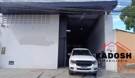 Galpão Comercial de Alto Padrão para Locação em Feira de Santana-BA, na Lagoa Salgada: 1 Sala, 1 Banheiro, 430m² de Área.